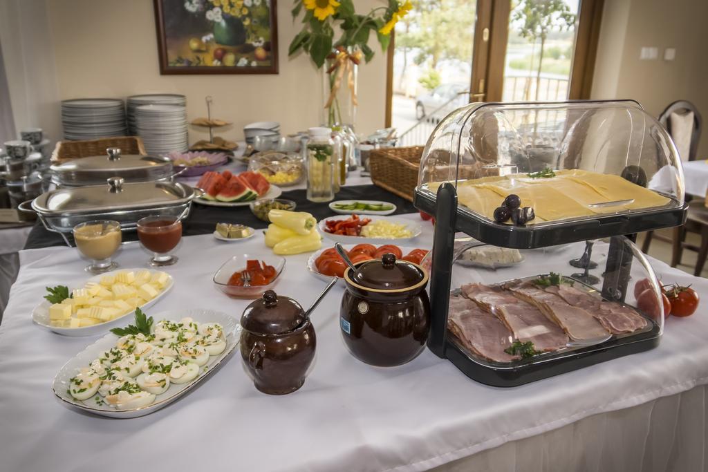 Pensjonat Nad Zalewem Hotel Stare Miasto  Luaran gambar